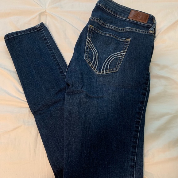 Hollister Jeans - Picture 1 of 1